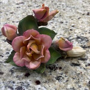 Capodimonte Pink Rose Floral Accent